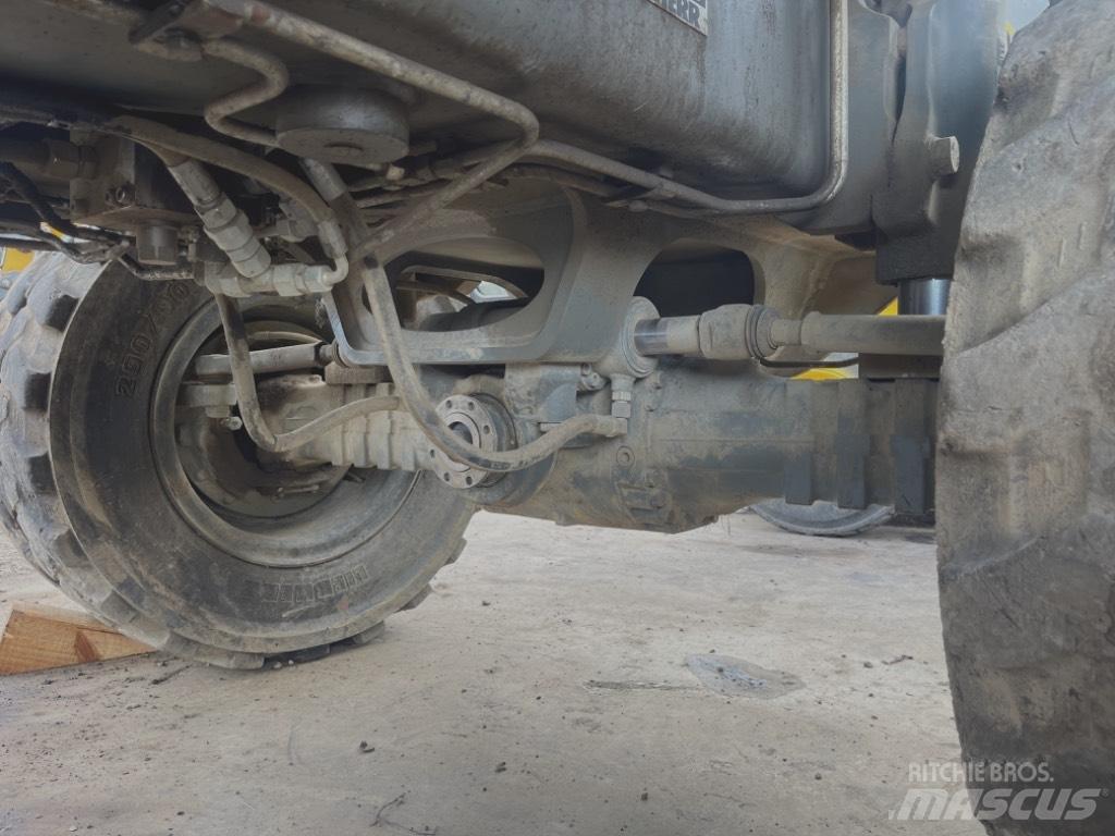 Liebherr A 910 Comp LKW-Achsen