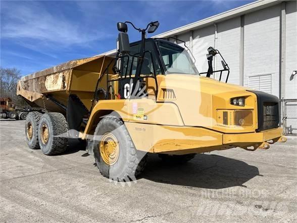 CAT 730C2 Dumper - Knickgelenk