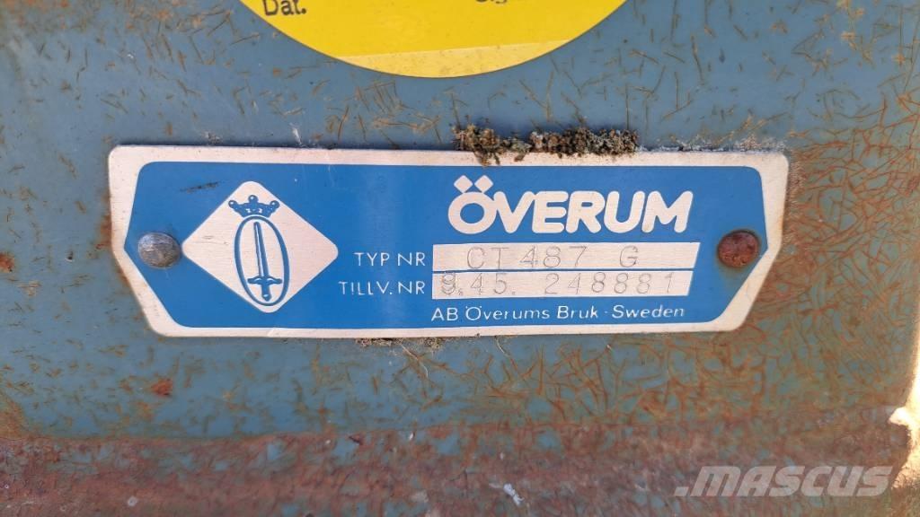 Överum CT 487 G Konventionelle Pflüge
