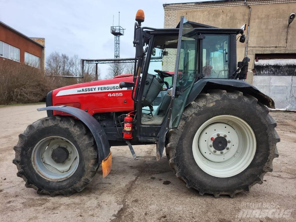 Massey Ferguson 4455 Traktoren