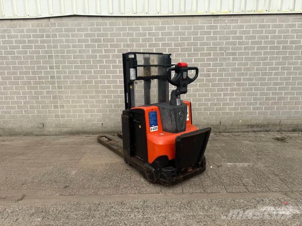 BT SWE200D Deichselstapler