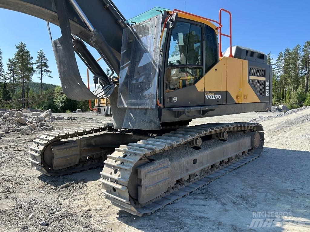 Volvo EC 380 EL Raupenbagger