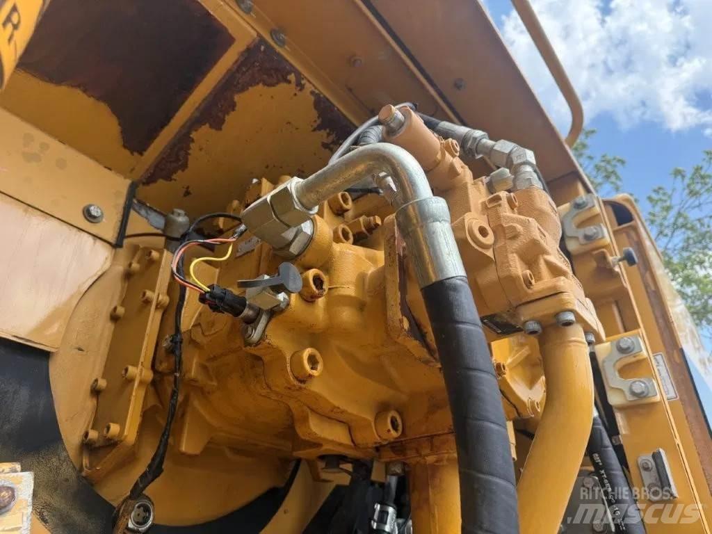 CAT 345DL Raupenbagger