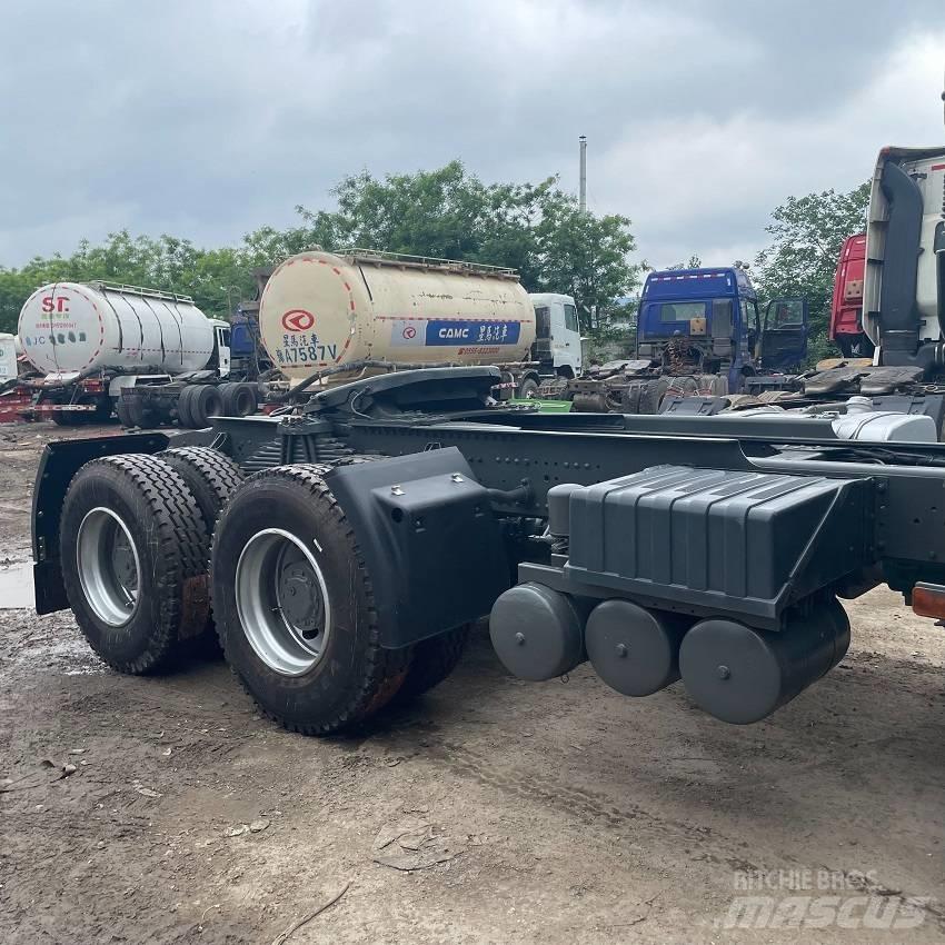 Howo 420 6x4 Sattelzugmaschinen