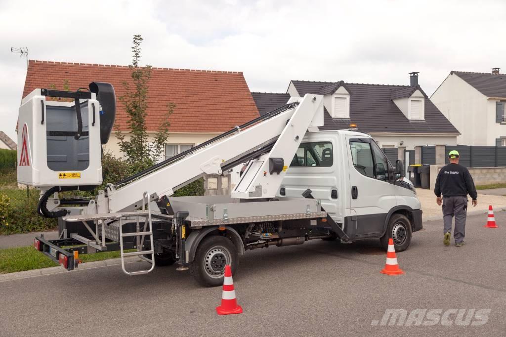 Iveco IS35SI2AA LKW-Arbeitsbühnen