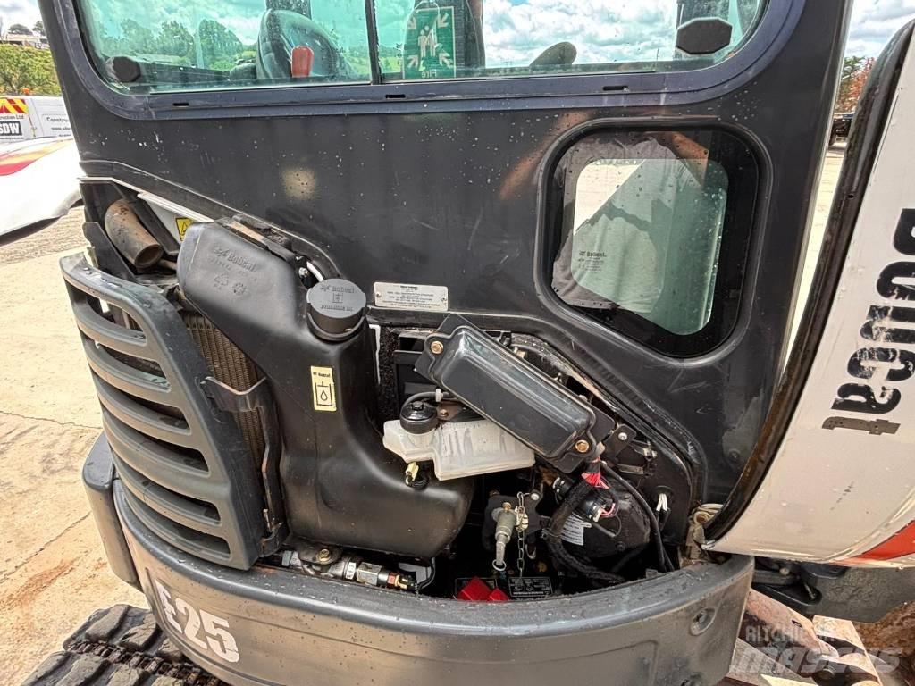 Bobcat E 25 Minibagger < 7t