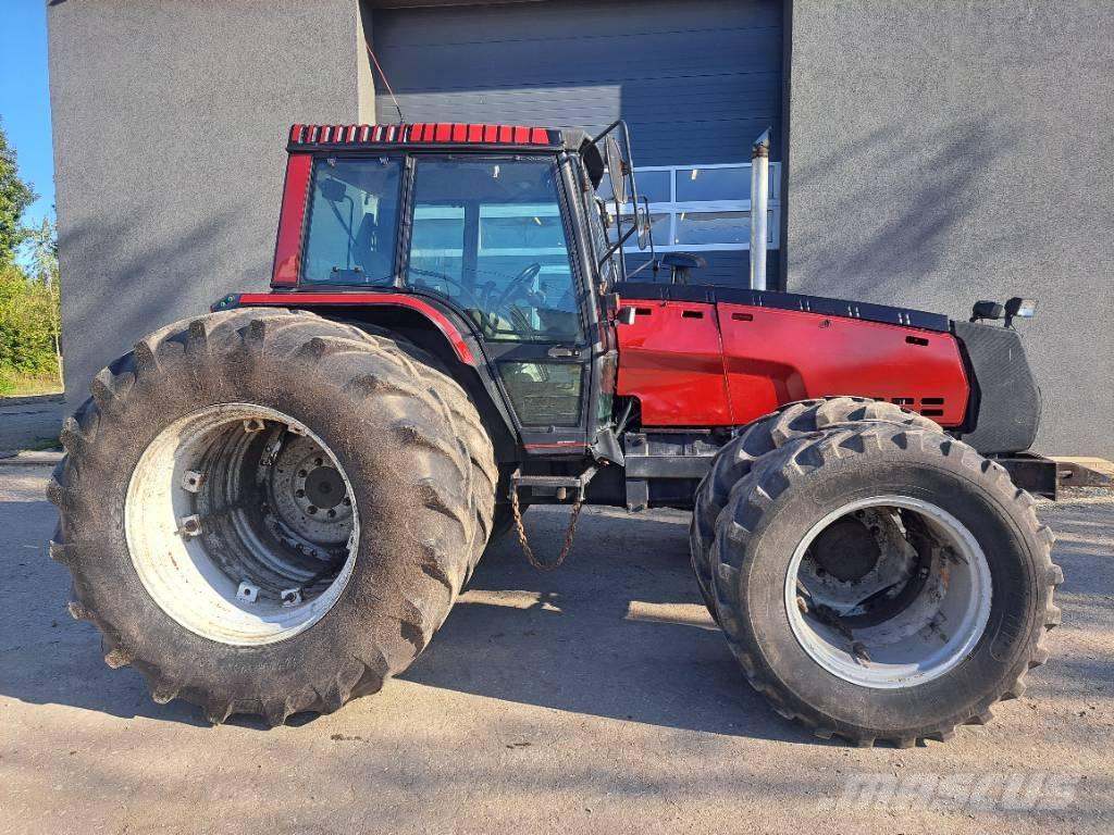 Valmet 8750-4 Traktoren