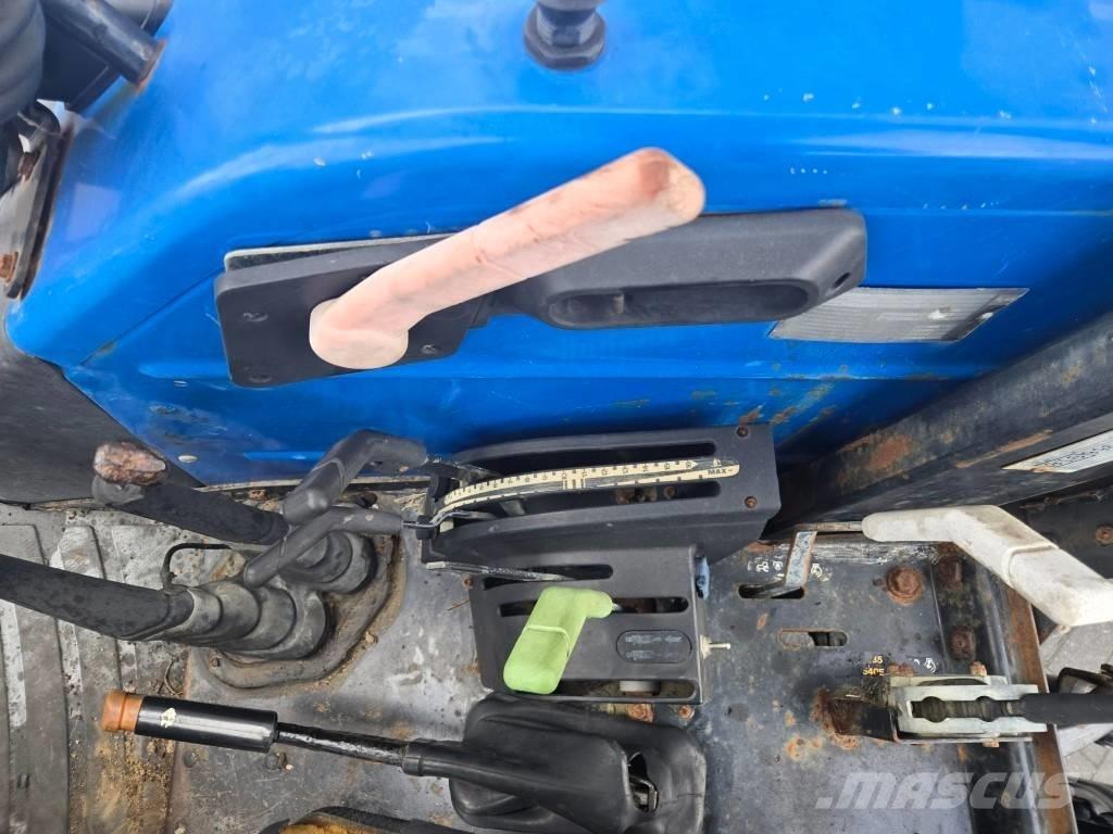 New Holland TL 90 A Traktoren
