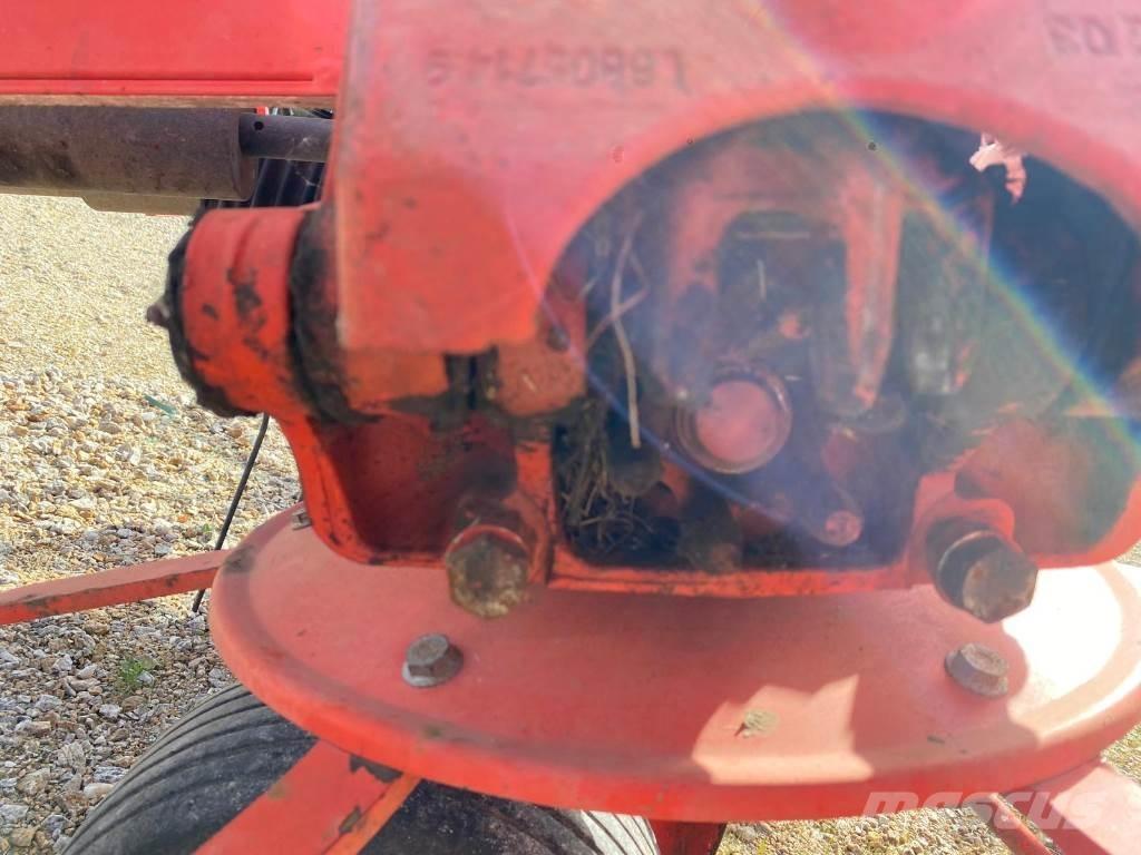 Kuhn GF8702 Kreiselheuer/-wender