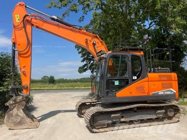 Doosan DX 140 LC-7 Raupenbagger