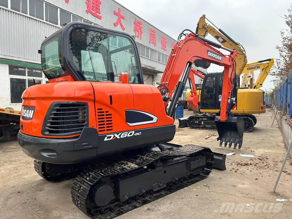 Doosan DX 60 Raupenbagger