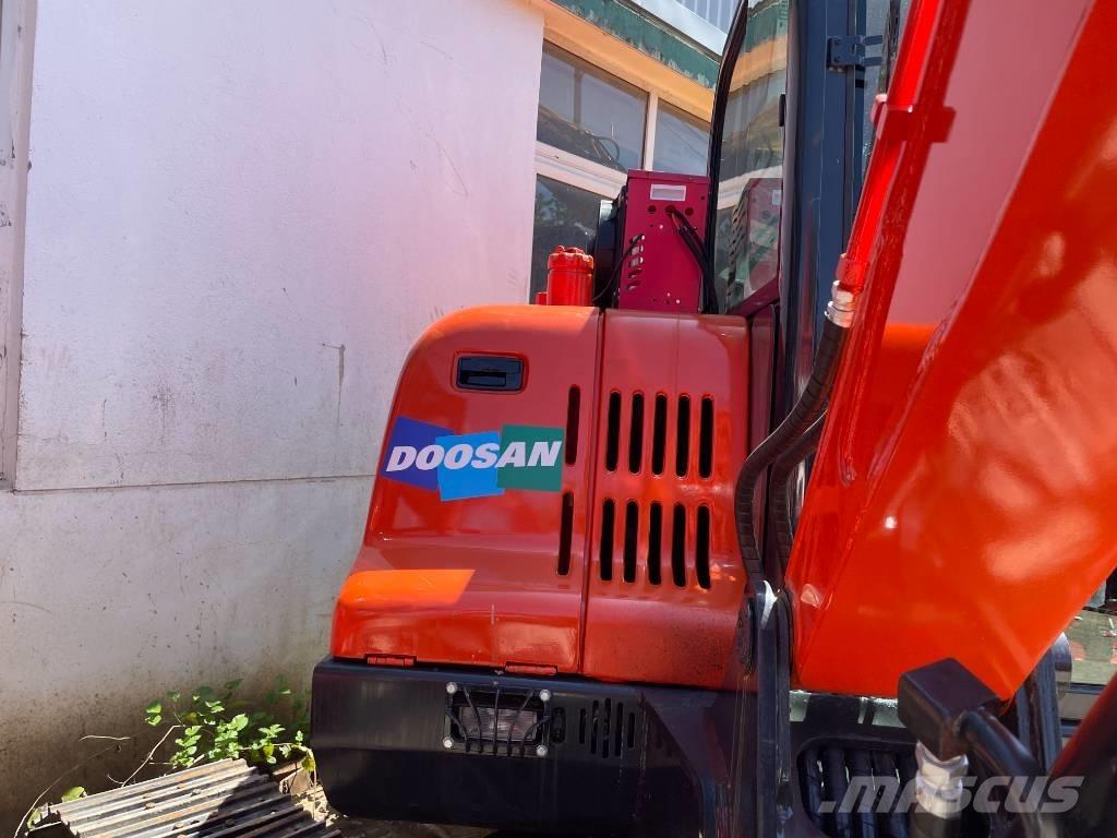 Doosan DX 60 Raupenbagger