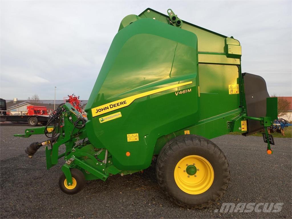 John Deere V461M Rundballenpressen