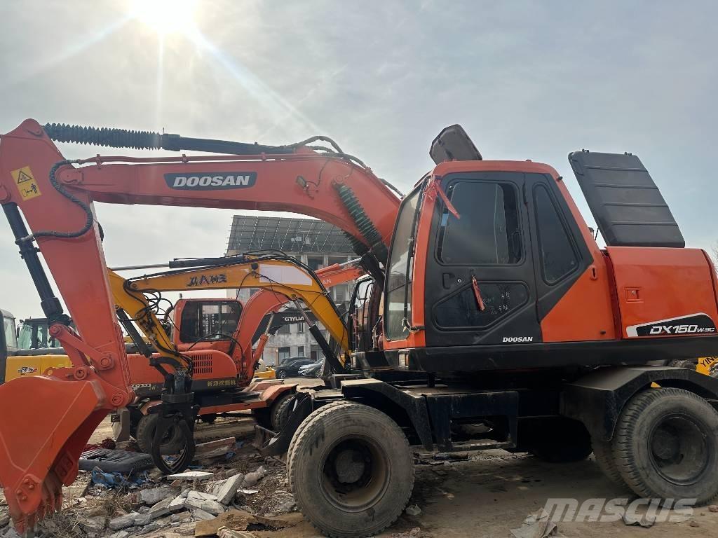 Doosan 150 W-7 Mobilbagger