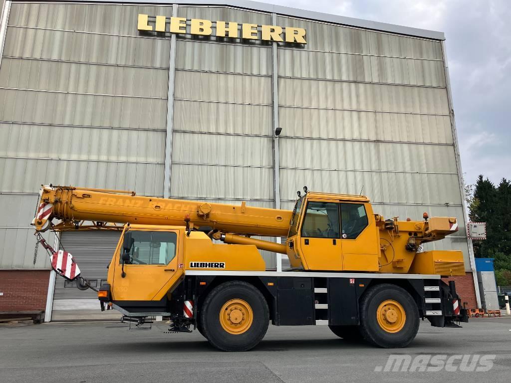 Liebherr LTM 1030-2 All-Terrain-Krane
