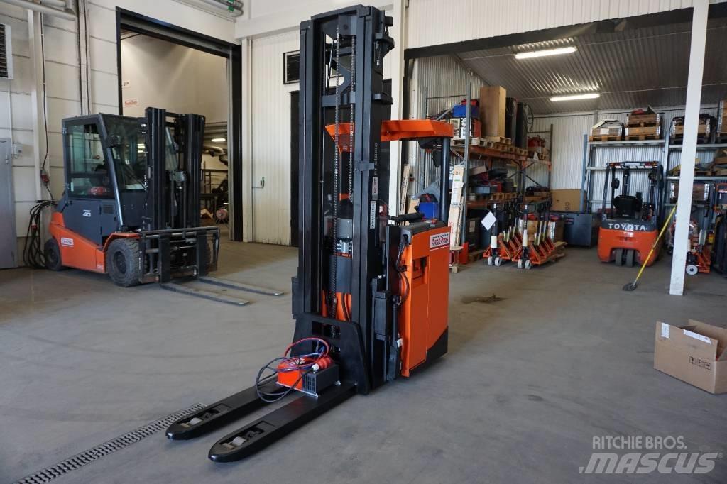 Toyota SRE160L Selbstfahrstapler