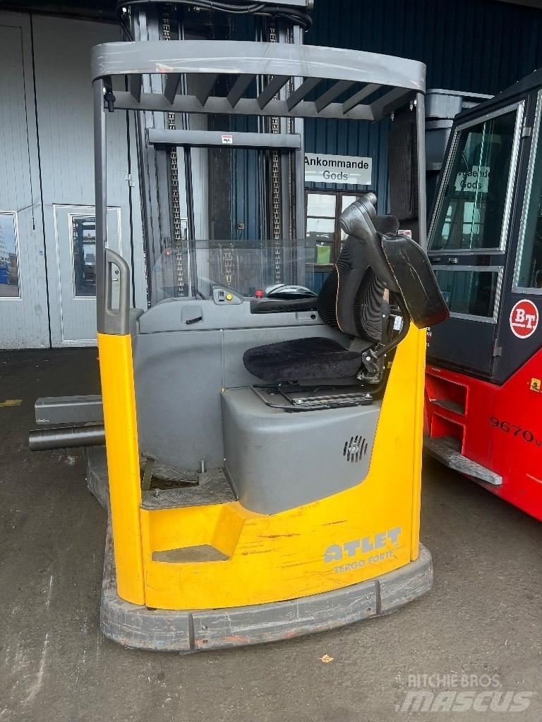 Atlet UFS250 Vierwegestapler