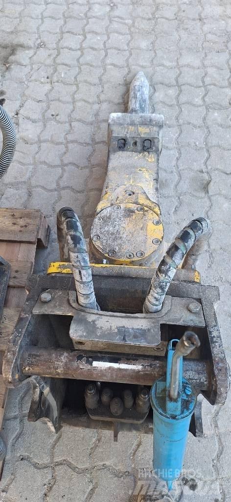Epiroc SB 302 Hammer / Brecher