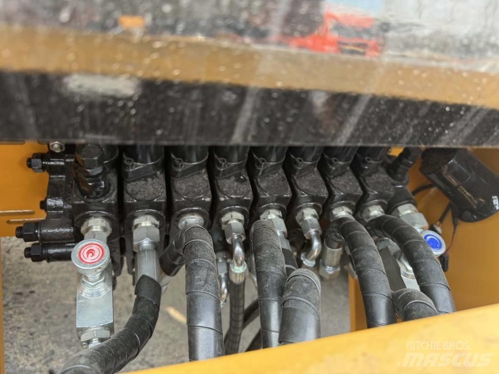 CAT 420 F Baggerlader