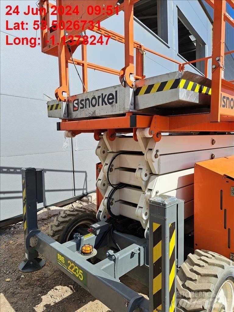 Snorkel S 3370 RTCE Scheren-Arbeitsbühnen