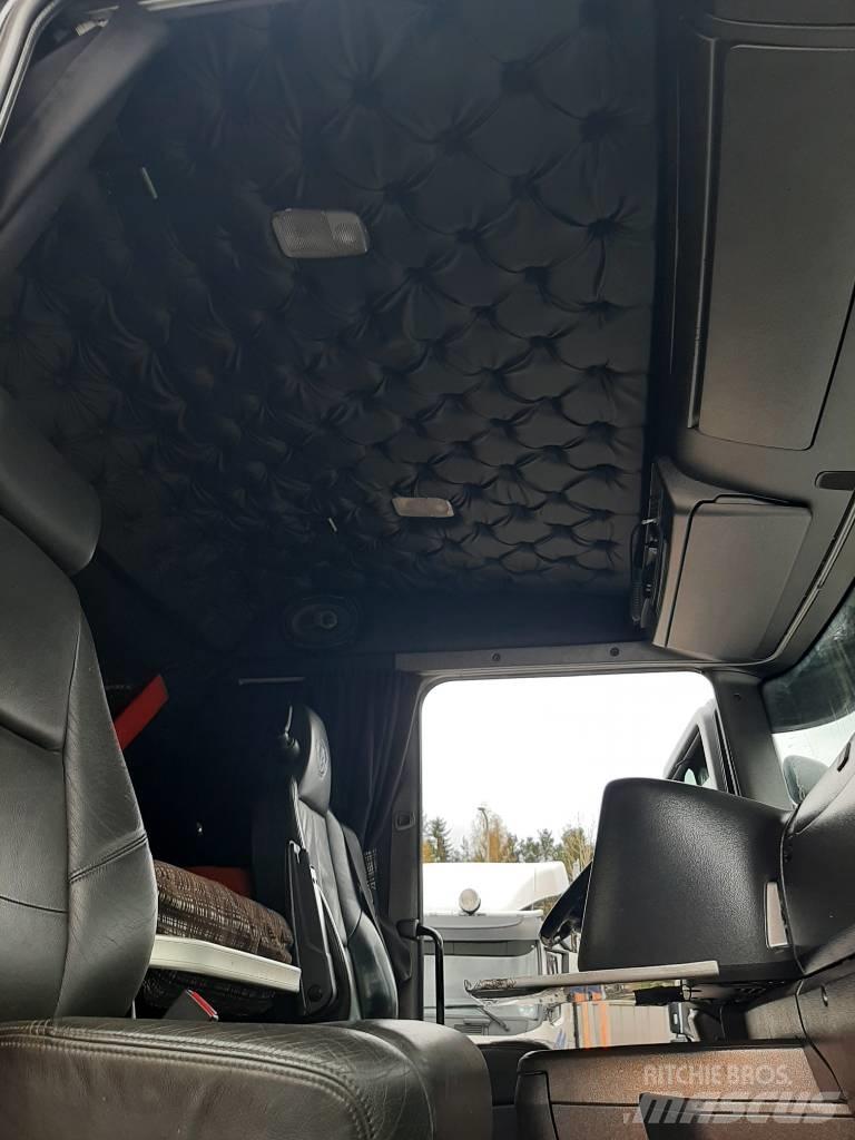 Scania R 730 Holzfahrzeuge