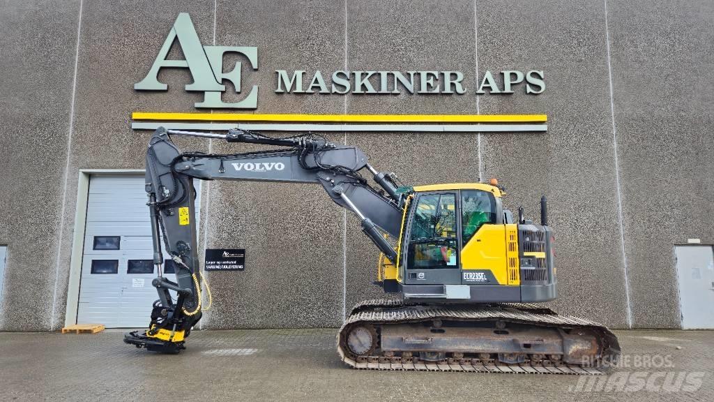 Volvo ECR 235 E L Raupenbagger