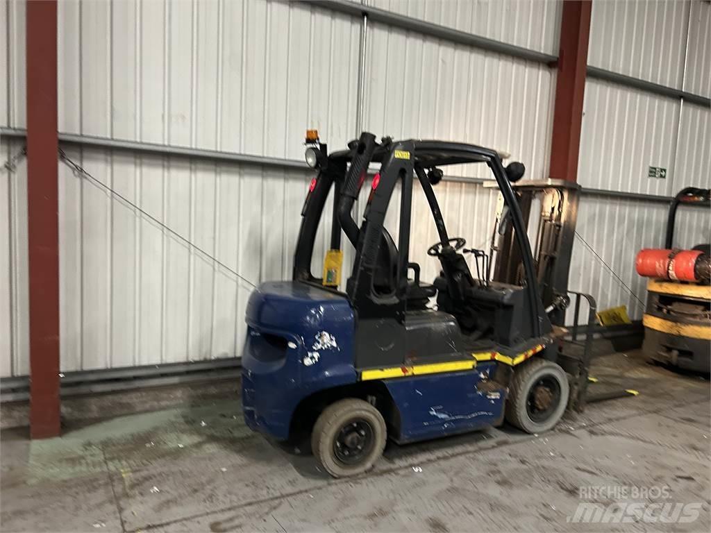 Nissan Y1D2A25Q Diesel Stapler