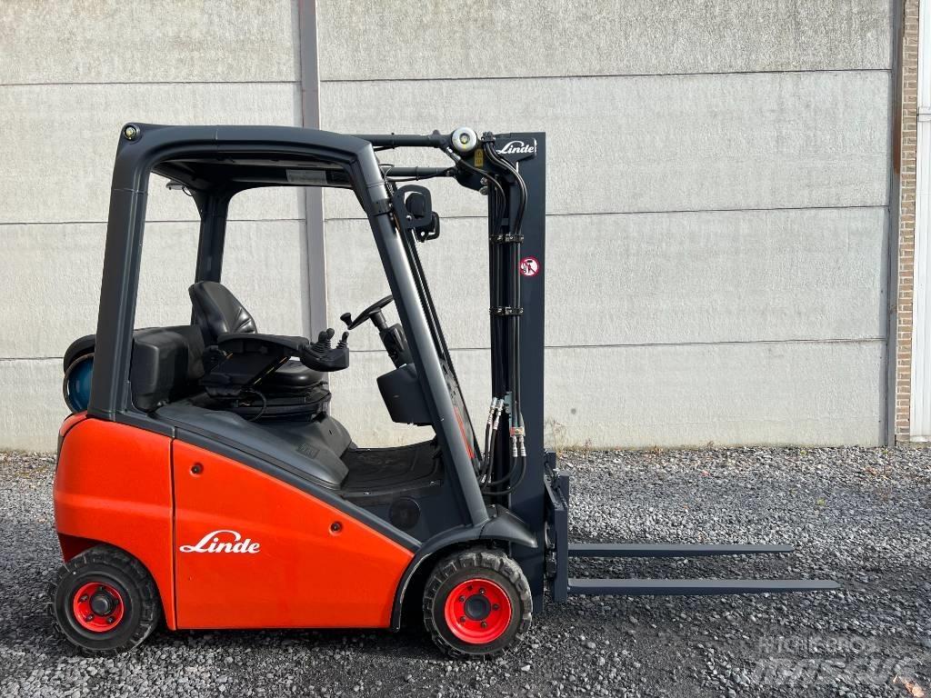 Linde H16T-01 Gas Stapler