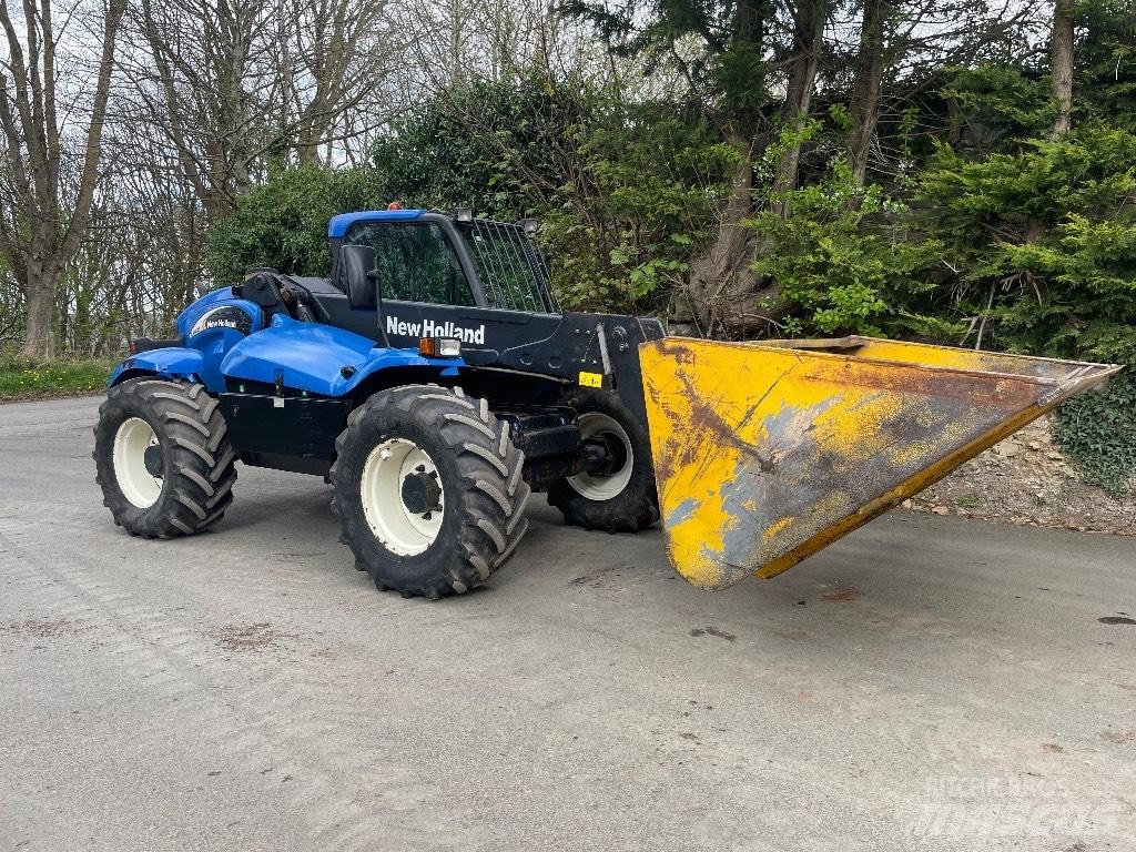 New Holland LM 435 A Teleskoplader für Landwirtschaft