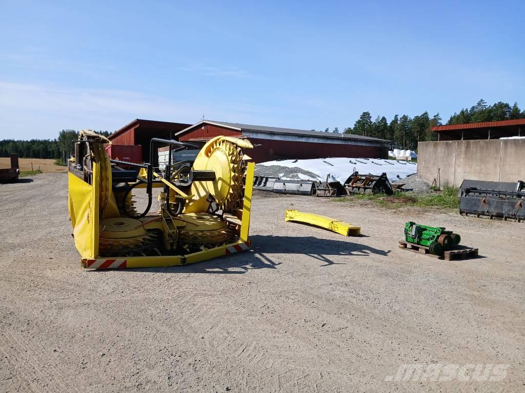 John Deere 460 Plus Selbstfahrende Häcksler