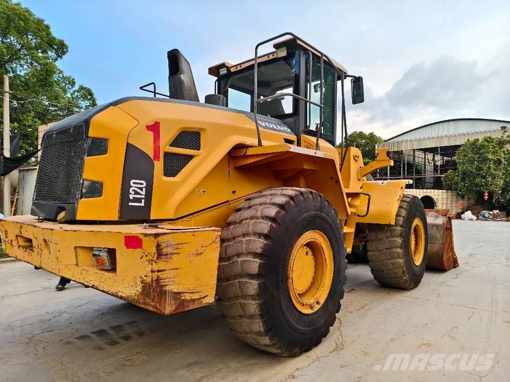 Volvo L 120 Radlader