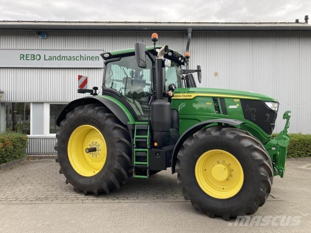John Deere 6R250 Traktoren