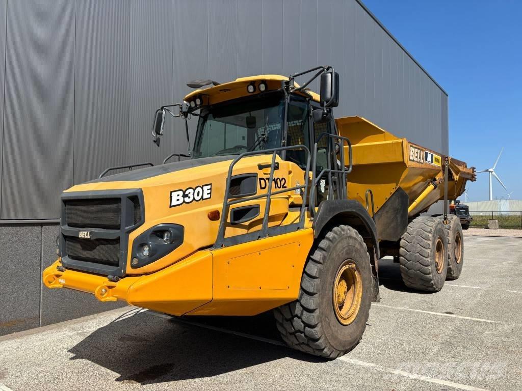 Bell B 30 E Dumper - Knickgelenk