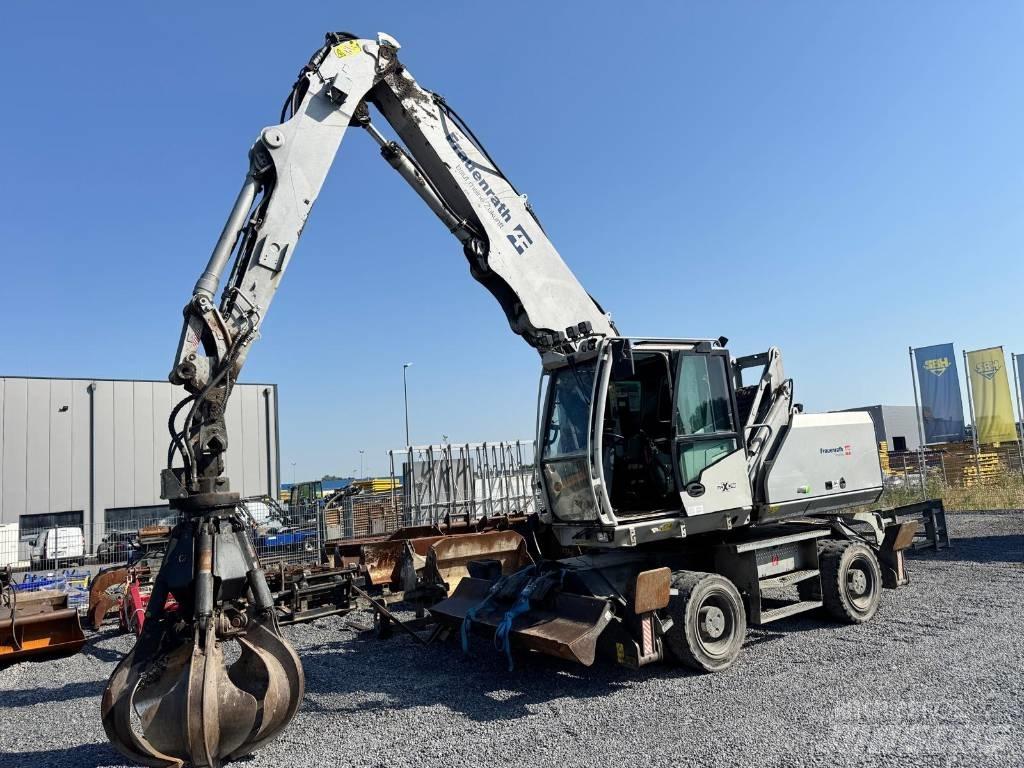 Sennebogen 818 Materialumschlag