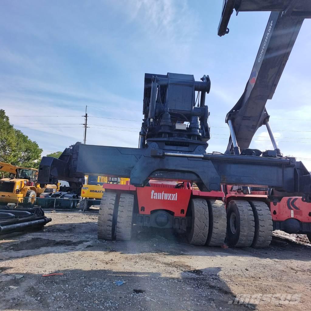 Fantuzzi CS 45 KM Reach-Stacker