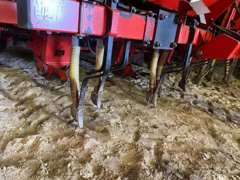 Kverneland UN 3200 Kartoffellegemaschinen