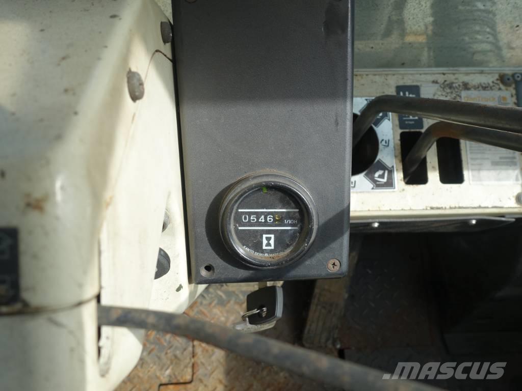 Nissan EGH02 A 30 U Diesel Stapler