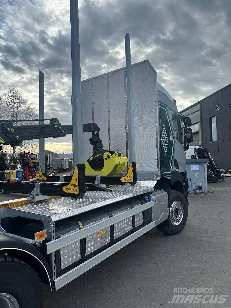 Renault Gama K 520 Holzfahrzeuge