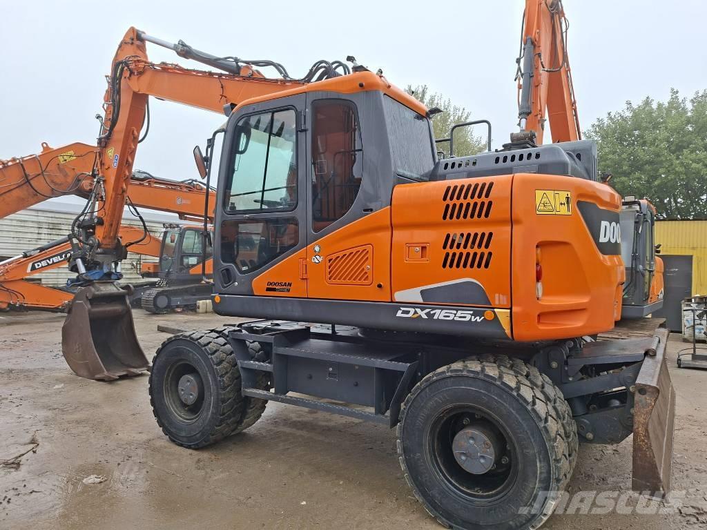 Doosan DX 165 W-5 Mobilbagger