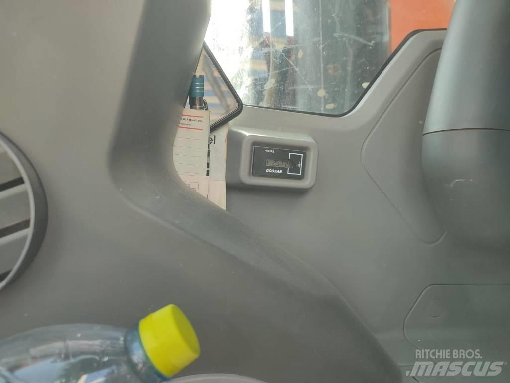 Doosan DX 235 LCR-5 Raupenbagger