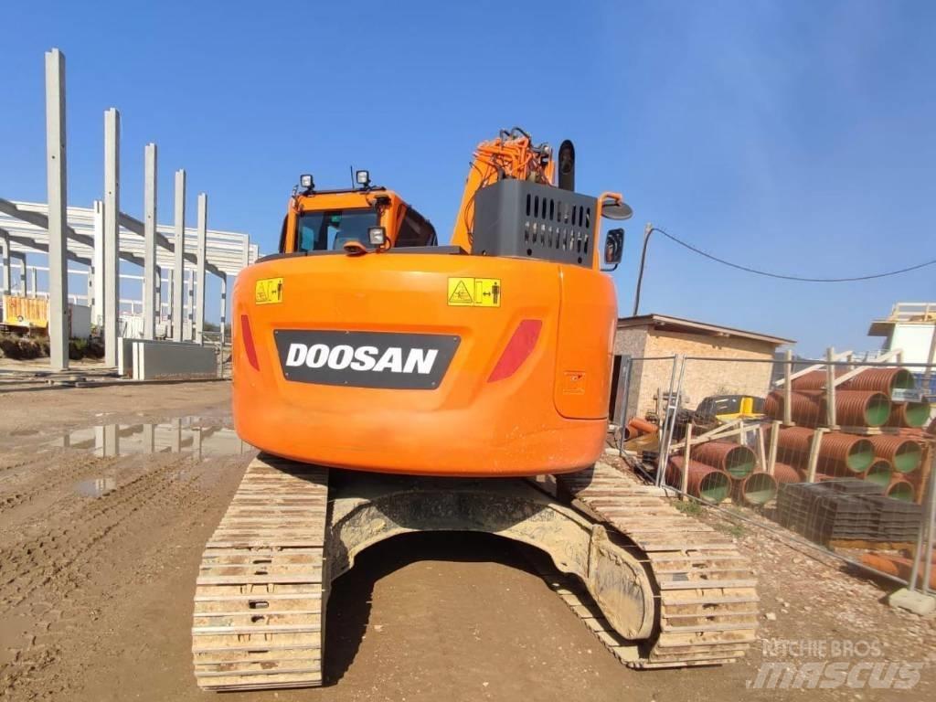 Doosan DX 235 LCR-5 Raupenbagger