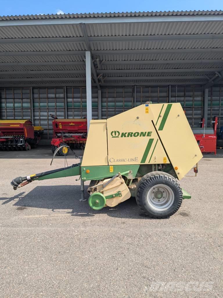 Krone KR 130 Rundballenpressen