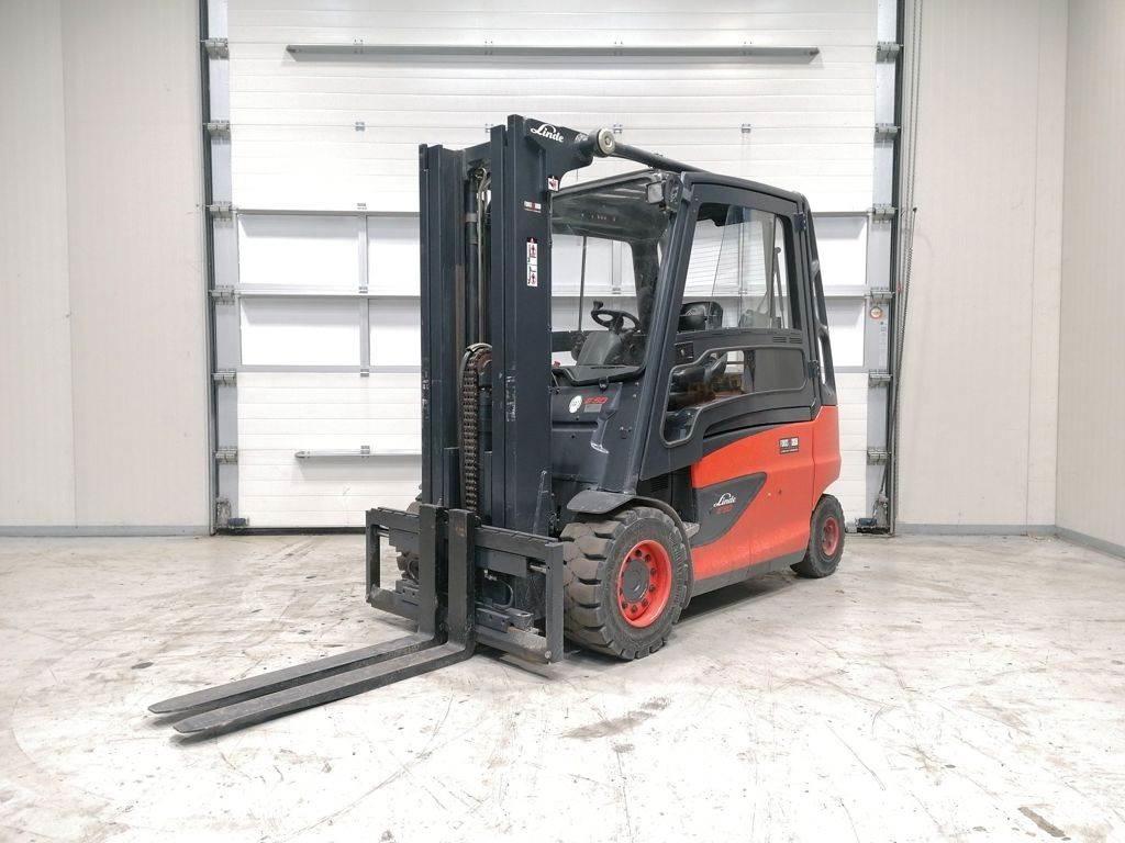Linde E50HL-01 Elektro Stapler