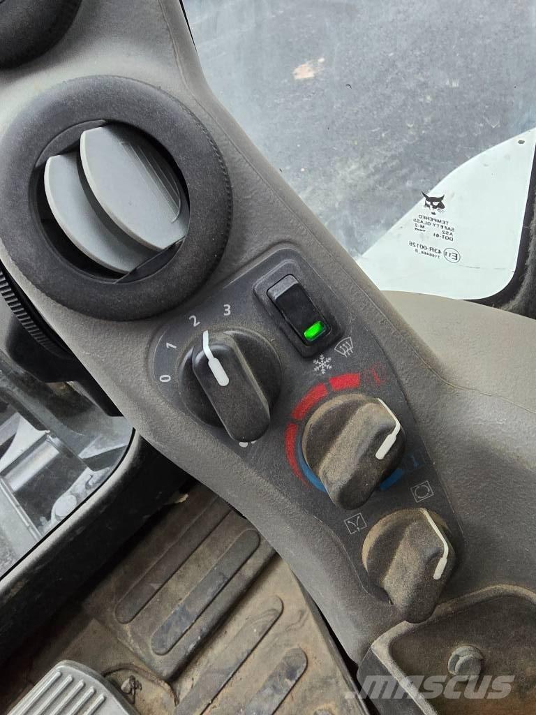 Bobcat E55 Minibagger < 7t