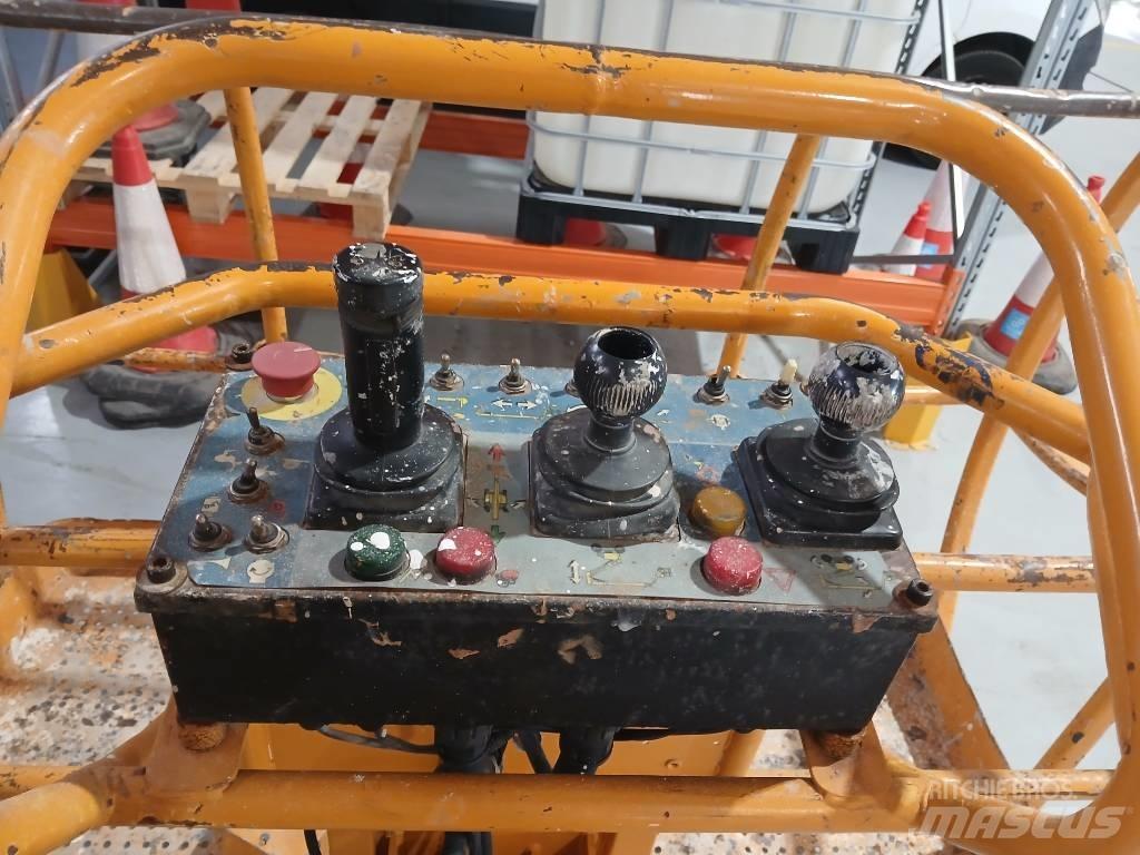 Haulotte HA 260 PX Gelenkteleskoparbeitsbühnen