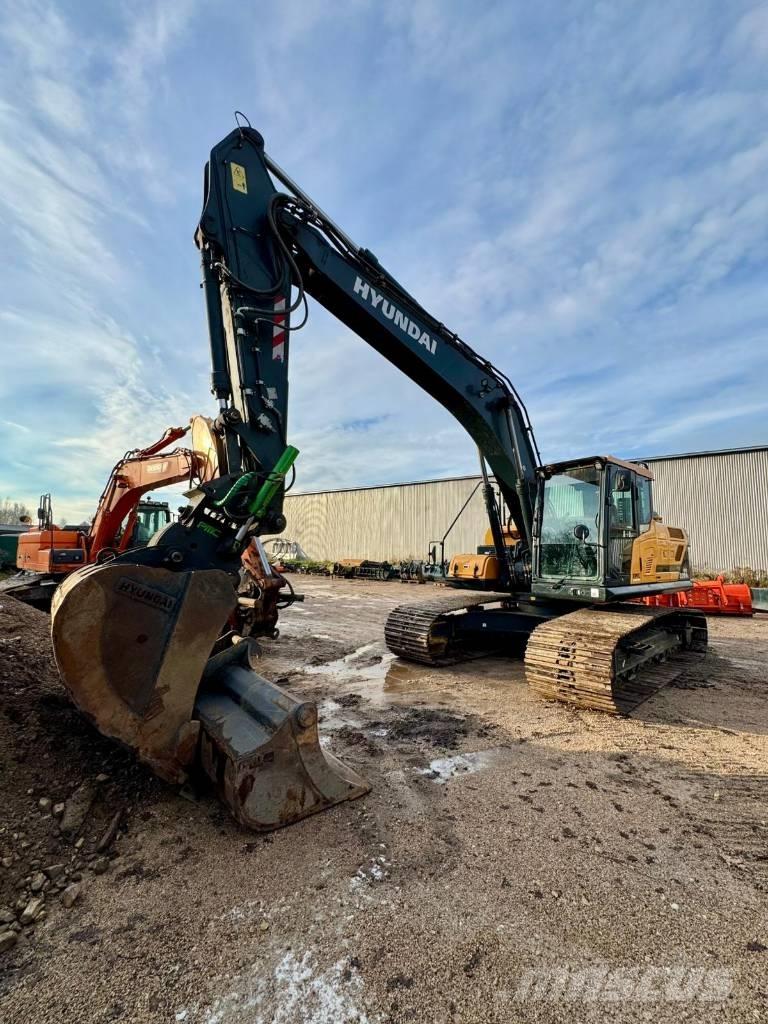 Hyundai HX 220 AL Raupenbagger