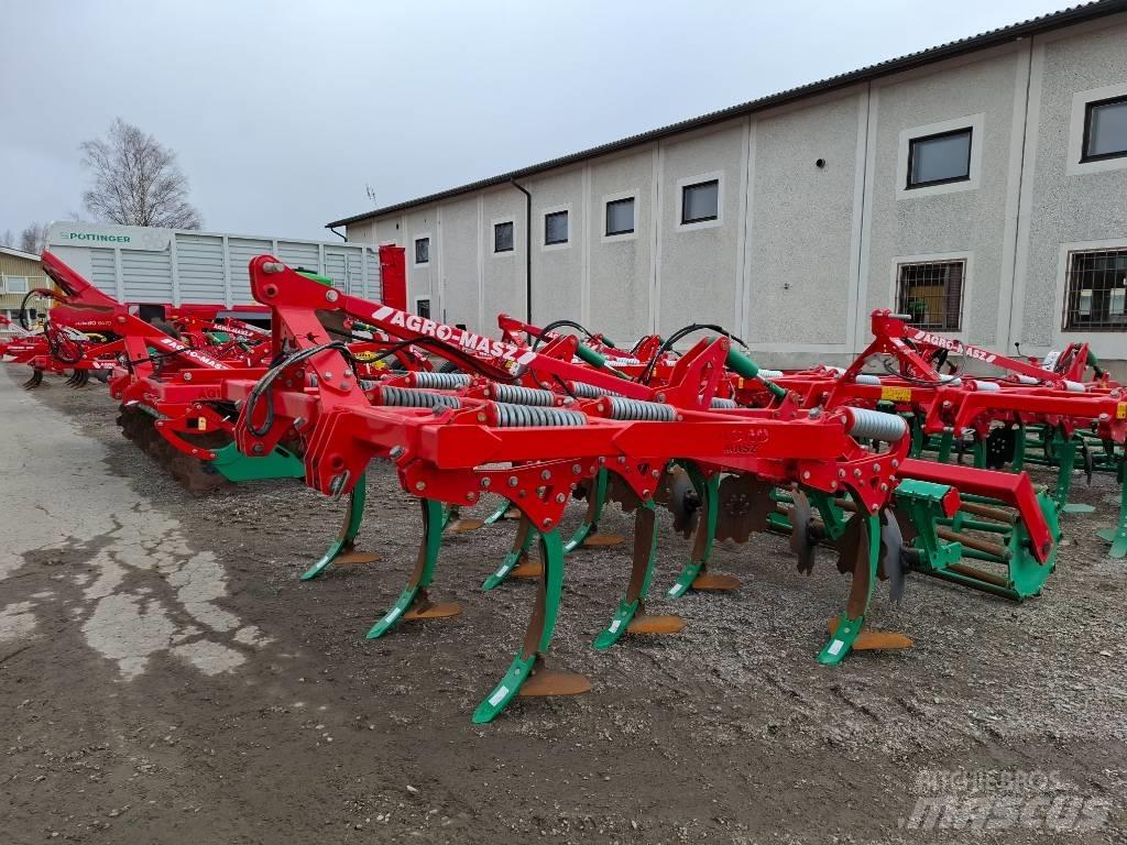 Agro-Masz Runner 30 Grubber