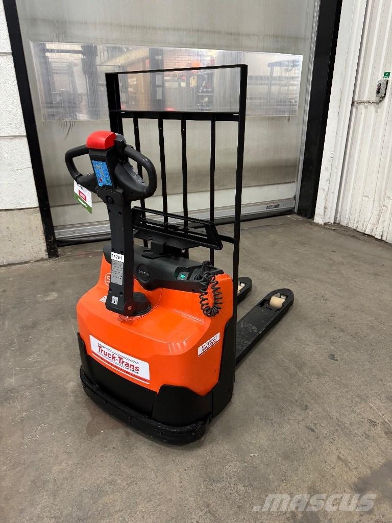 Toyota LWI160 Niedergabelstapler