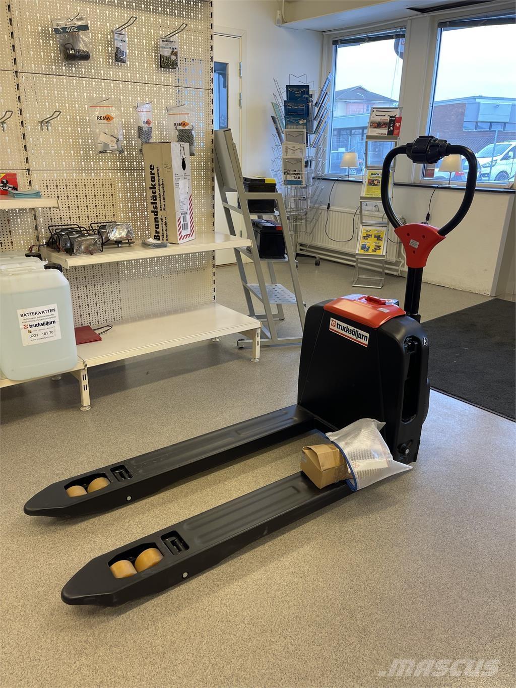 EP Equipment F4 Deichselstapler