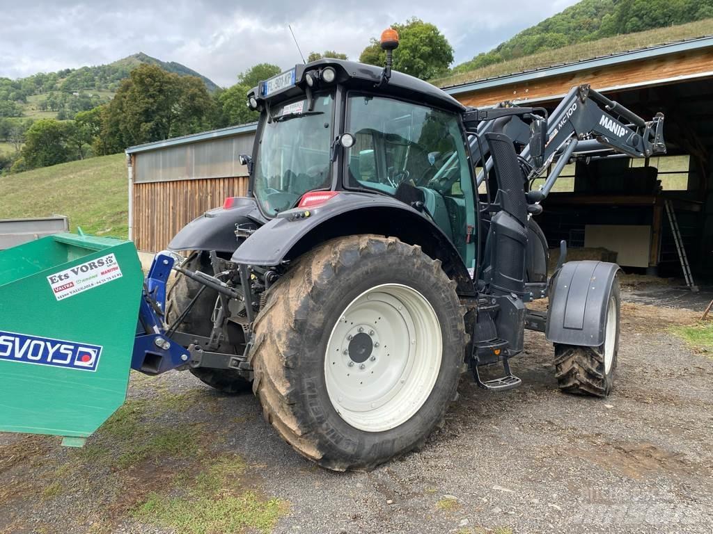 Valtra N134  HiTECH Traktoren